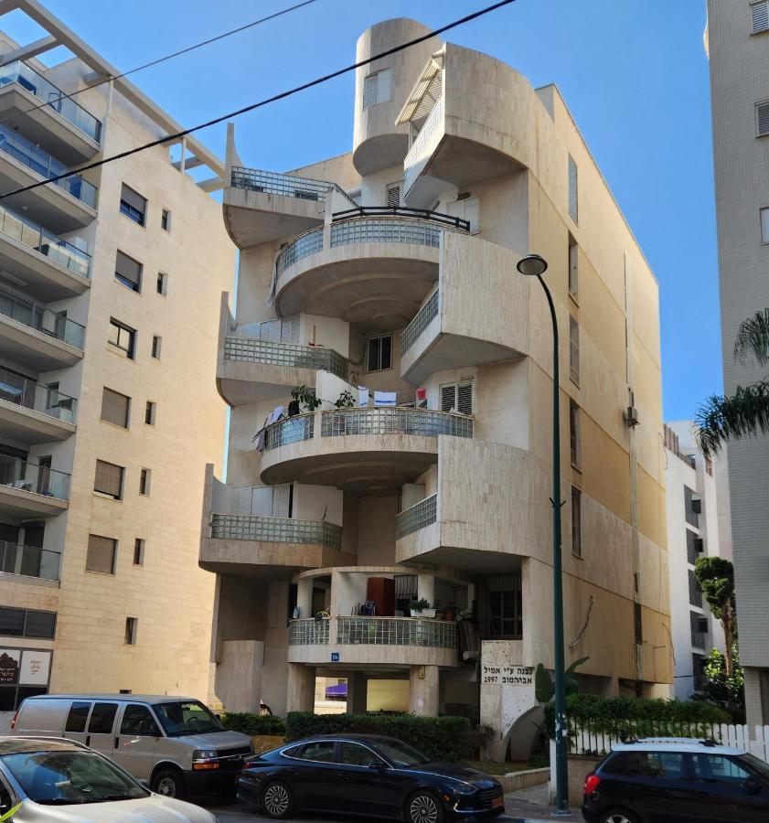 Chilling In Netanya Apartment Екстериор снимка